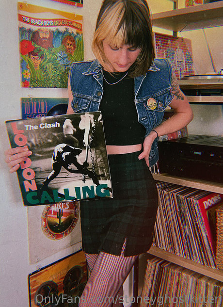 stoneyghostkitten pornstar high quality img