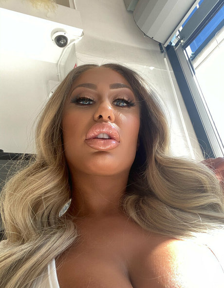 mssnewbooty Profile Photo