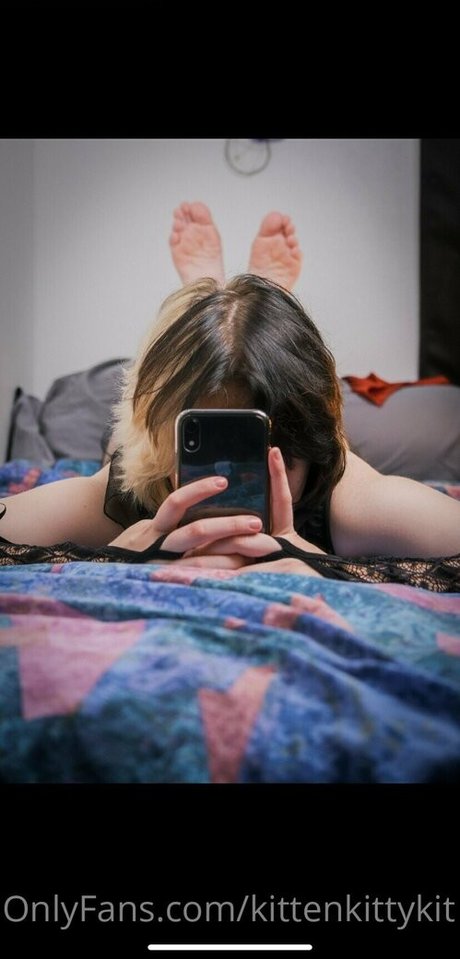 kittenkittykit model pretty photo