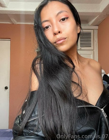 blonde milf big tits onlyfans sexy nude picture