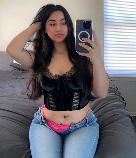 Anneiise pretty star galleries