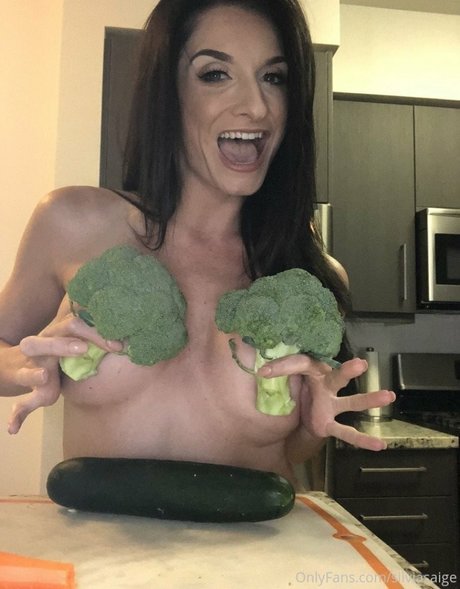 Silvia Saige sex star pics