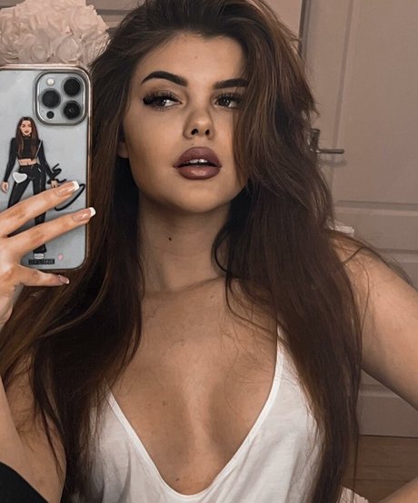 wet pussy onlyfans nudes image