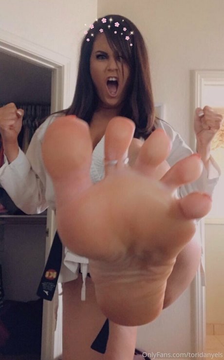 toridanyels nudes model img