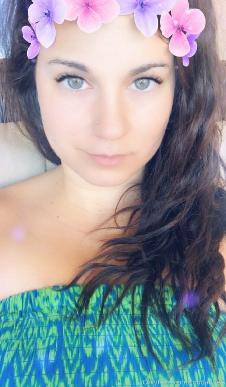 toridanyels model nude img