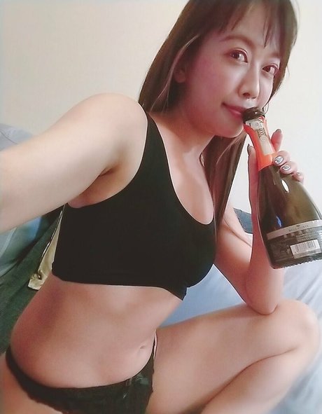 kiwakooikawa hd pornstar pic