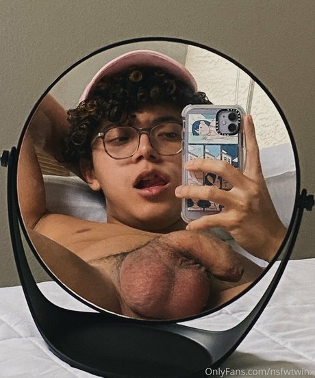 nsfwtwinx star perfect photos