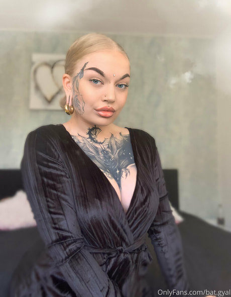 bat gyal perfect actress archive