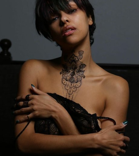 Julya Antoinette pornstar naked images