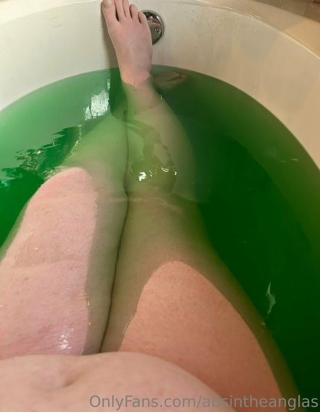 absintheanglas star adult pictures