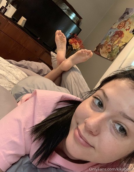 kikaboo2 model nude gallery