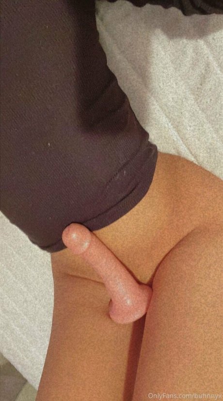 buhnnyx hot model pictures