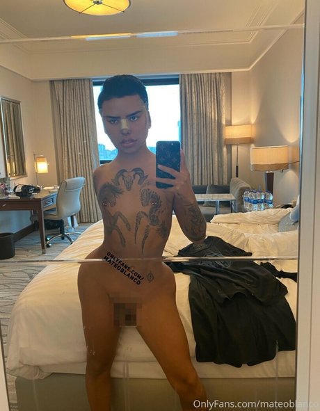 mateoblanco model naked image