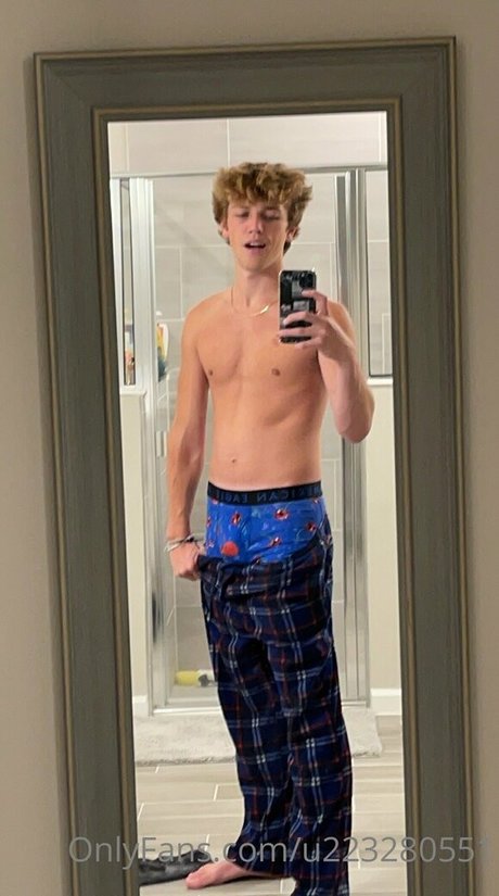 karsen scott model nude pics