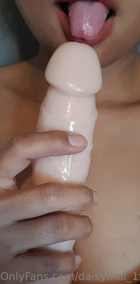 daisythai 1free naked actress photos