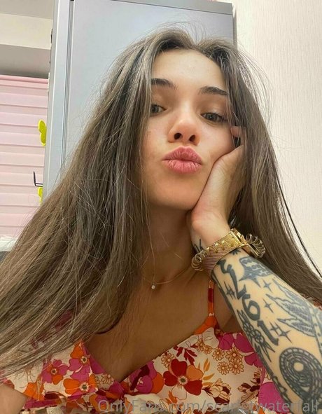 scarletwaterfall model erotic images