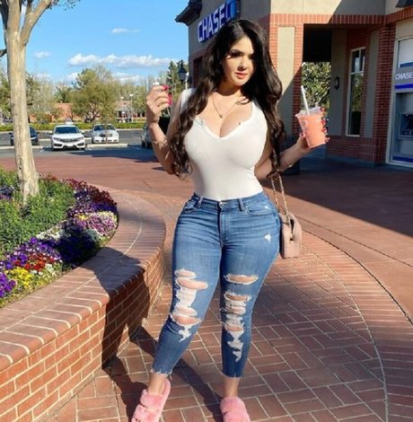 Graciela Montes star exclusive galleries