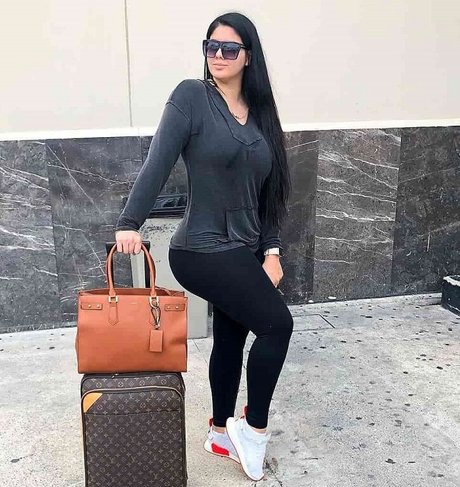 Graciela Montes art model photos