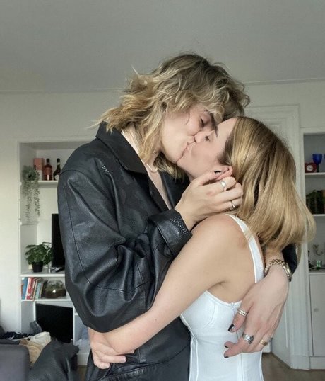 Adelaide Kane Profile Photo