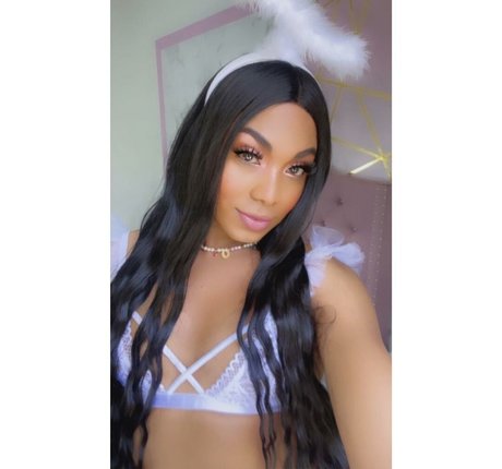 ebonyskinn naked pornstar photo