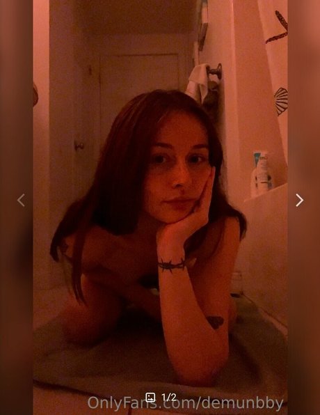 Danni Rivers pornstar exclusive images