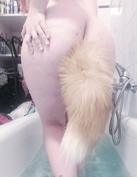 babygoyangi erotic actress photo