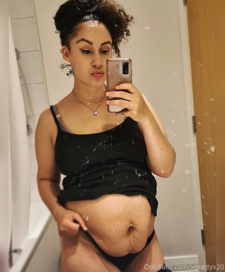 mirror selfie onlyfans hot sexy img