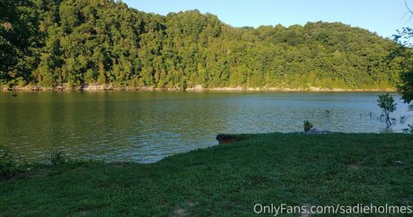 sadieholmesxxx xxx star pictures