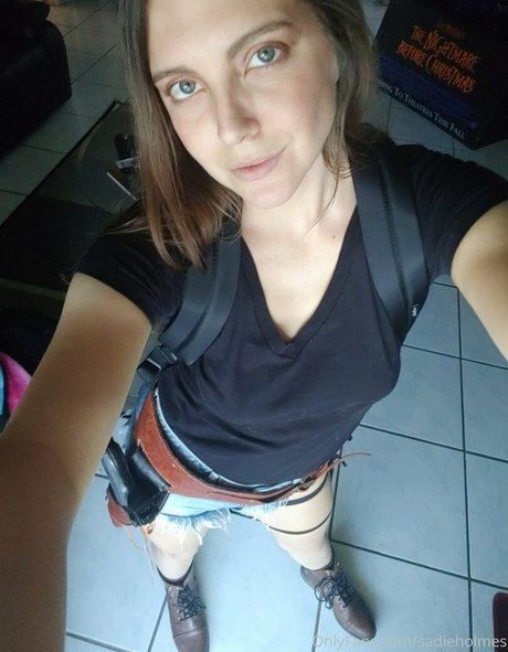 sadieholmesxxx naked star galleries