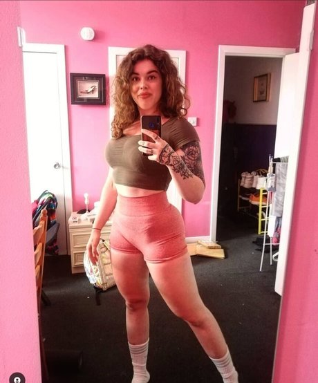 hipthrustqueen best actress pictures