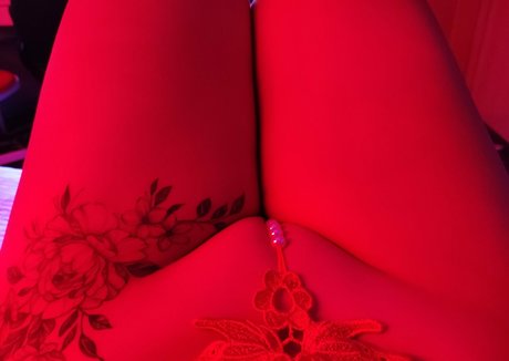 lauwu53 nudes model archive