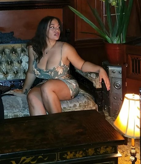 Sharlettewitch star exclusive picture