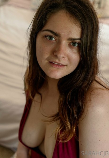 SarahCJB model erotic picture