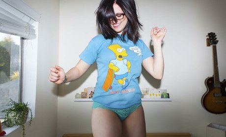 Allie Goertz model free archive