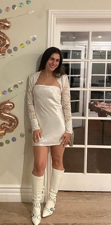 one onlyfans art porn gallery