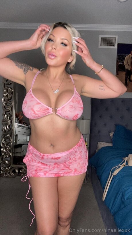 ninaellexxx nice model pics