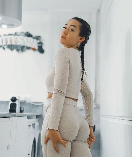 Marina Rivers top model img