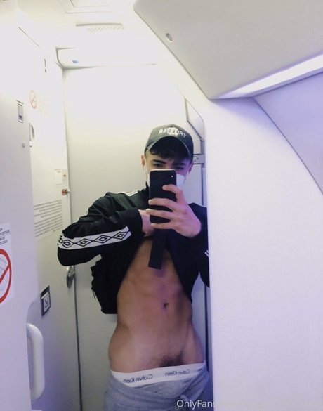 prettyboyaedan pornstar image