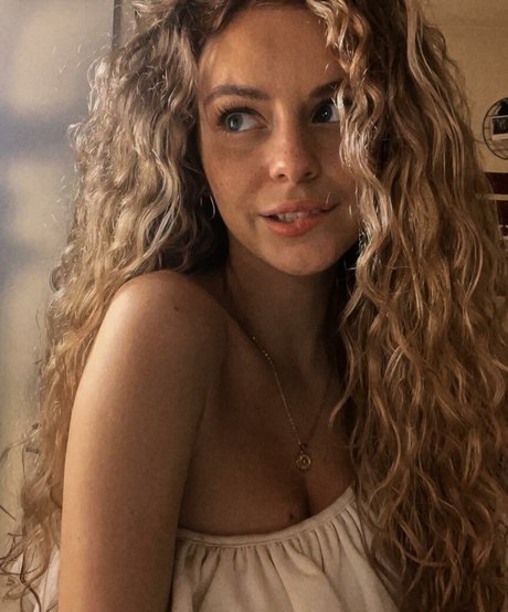 Dalmalaluna best model pic