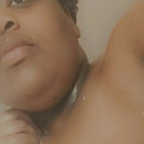 daburrqueen model nudes pics