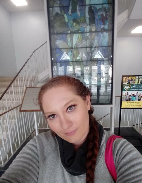 myliemoore best actress image