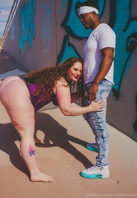 myliemoore xxx pornstar photo