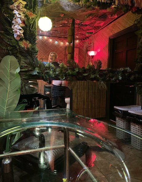 naughty onlyfans best pic