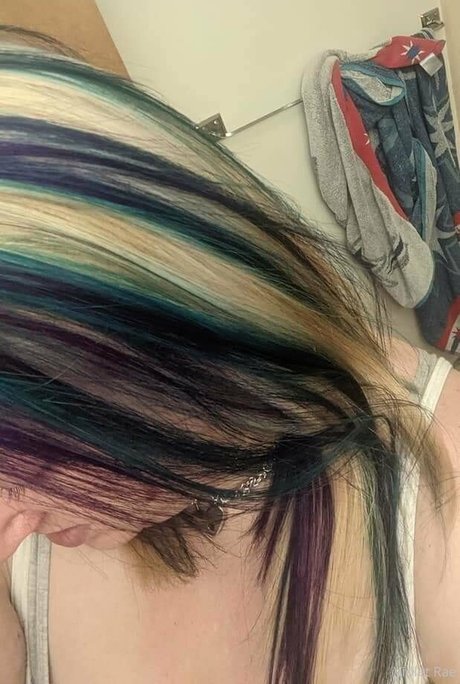 naughty kitten84 erotic star img