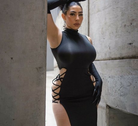 itssarapr model sexy pics