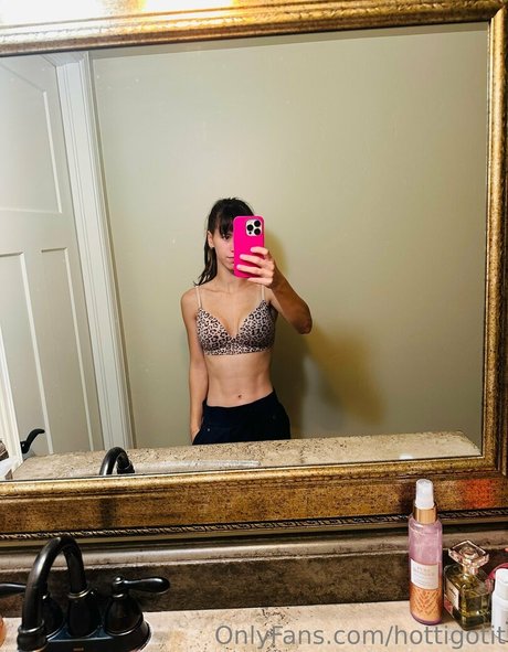 squirt teen onlyfans exclusive img