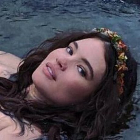 Tara Lynn model beautiful pic