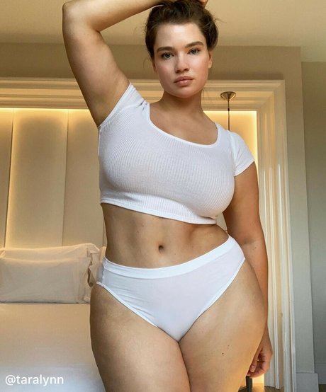 Tara Lynn model beautiful pictures