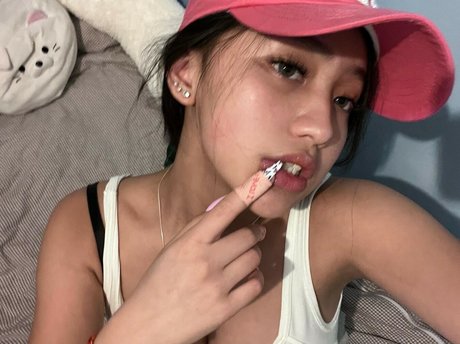 arabella vei model high quality image