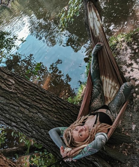 psychedelic mess star art pic